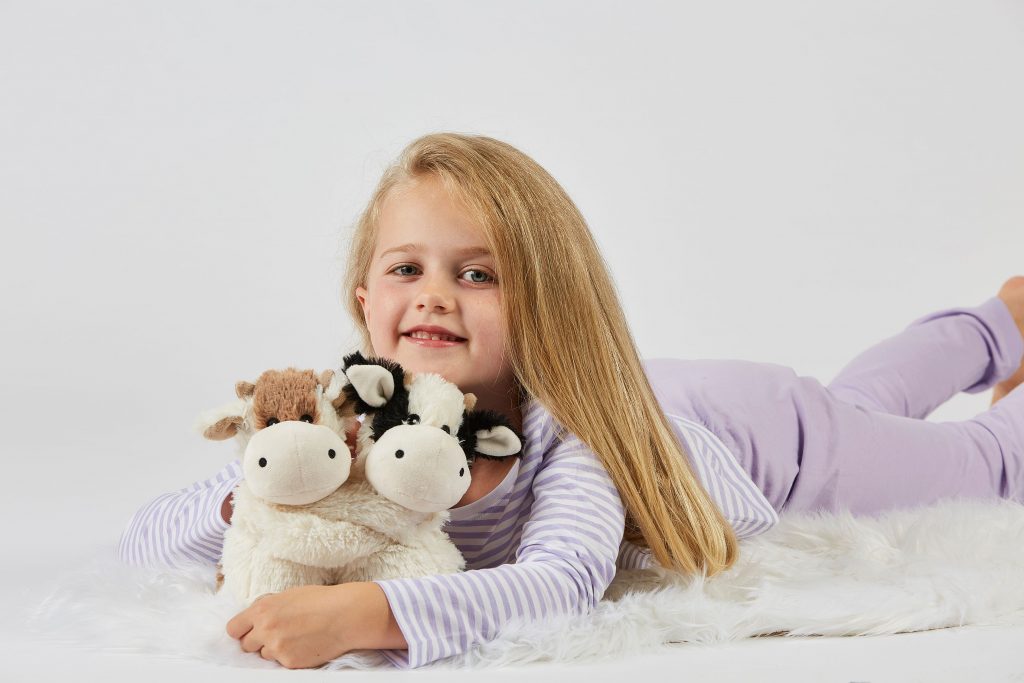 Warmies Heatable Hugging cows soft toy - Send a Cuddly