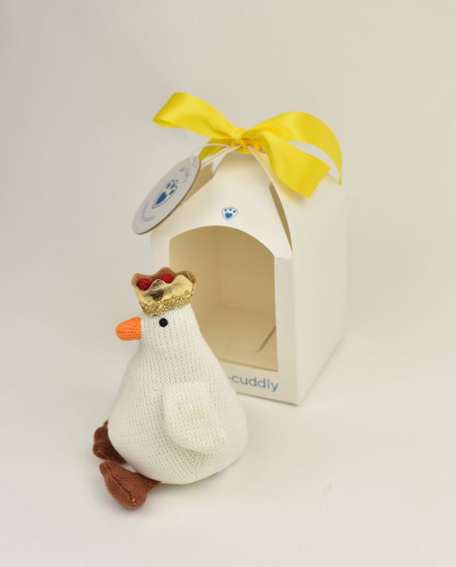 Knitted Chicken Rattle