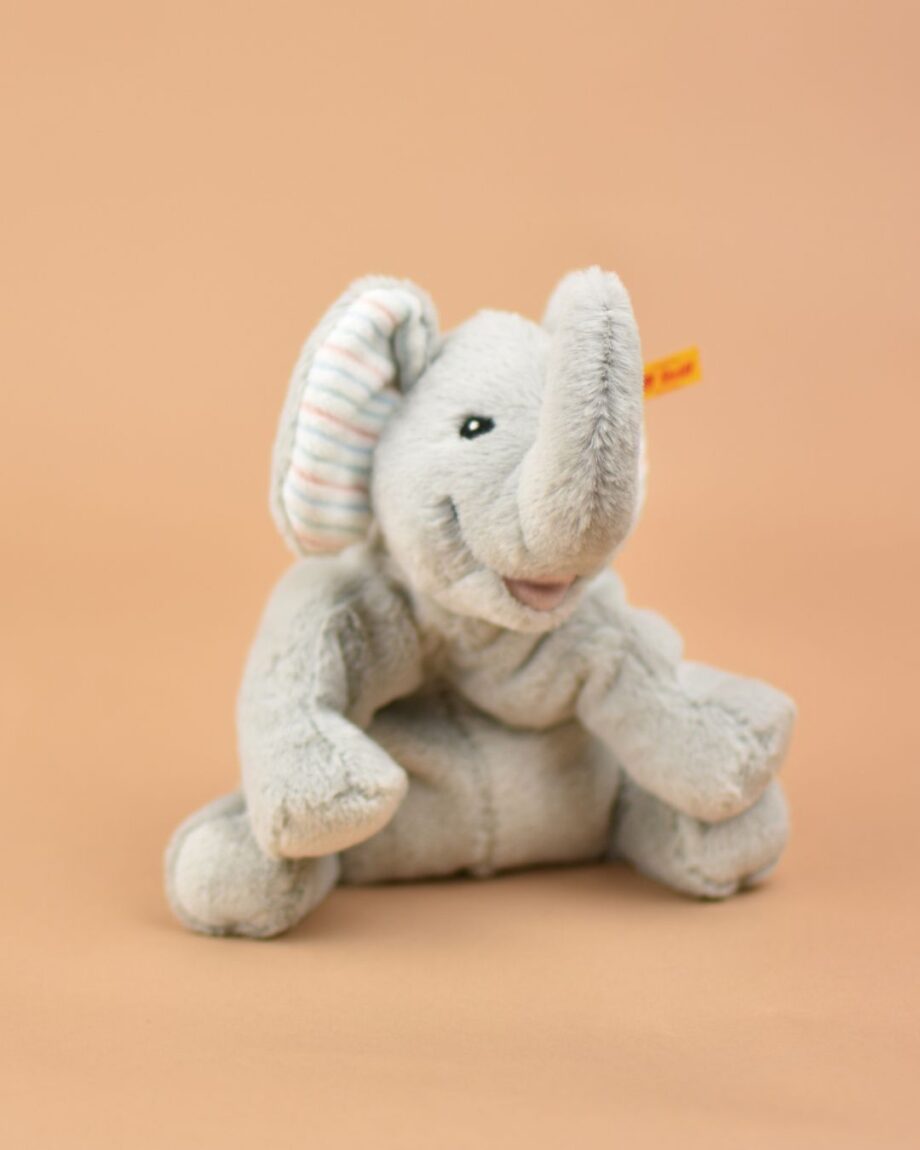 Floppy Trampili Elephant by Steiff