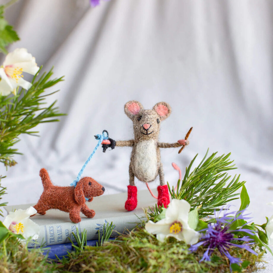 Dog Walker mouse Send a Cuddly