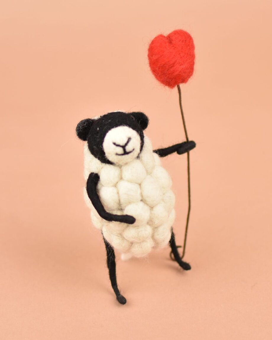 Sheep with heart balloon gift