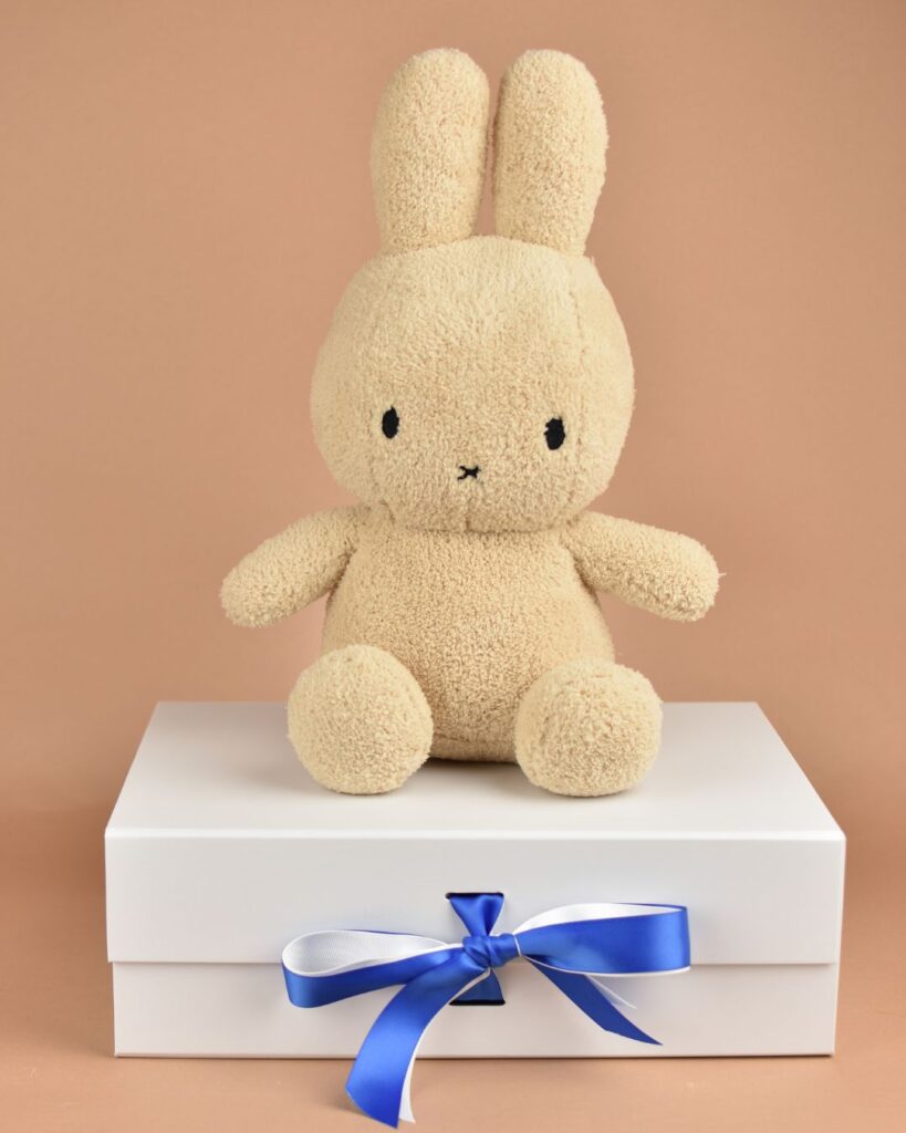 【miffy】andequal docking libknit beige Miffy & Friends Miffy Ltd. Edition Faux Suede Beige 50cm – MeeQ